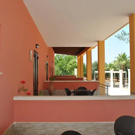 Tenuta La Spezia Aparthotel Carpignano Salentino