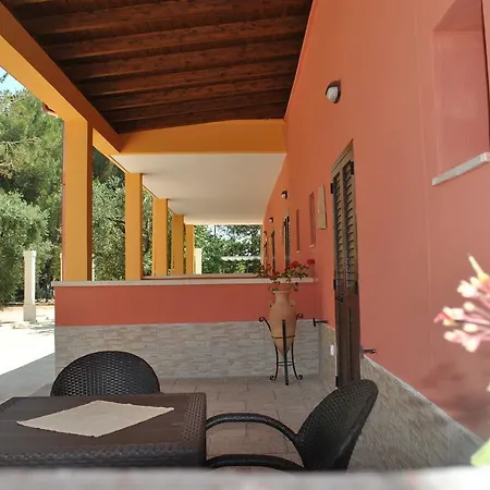 Tenuta La Spezia Aparthotel Carpignano Salentino